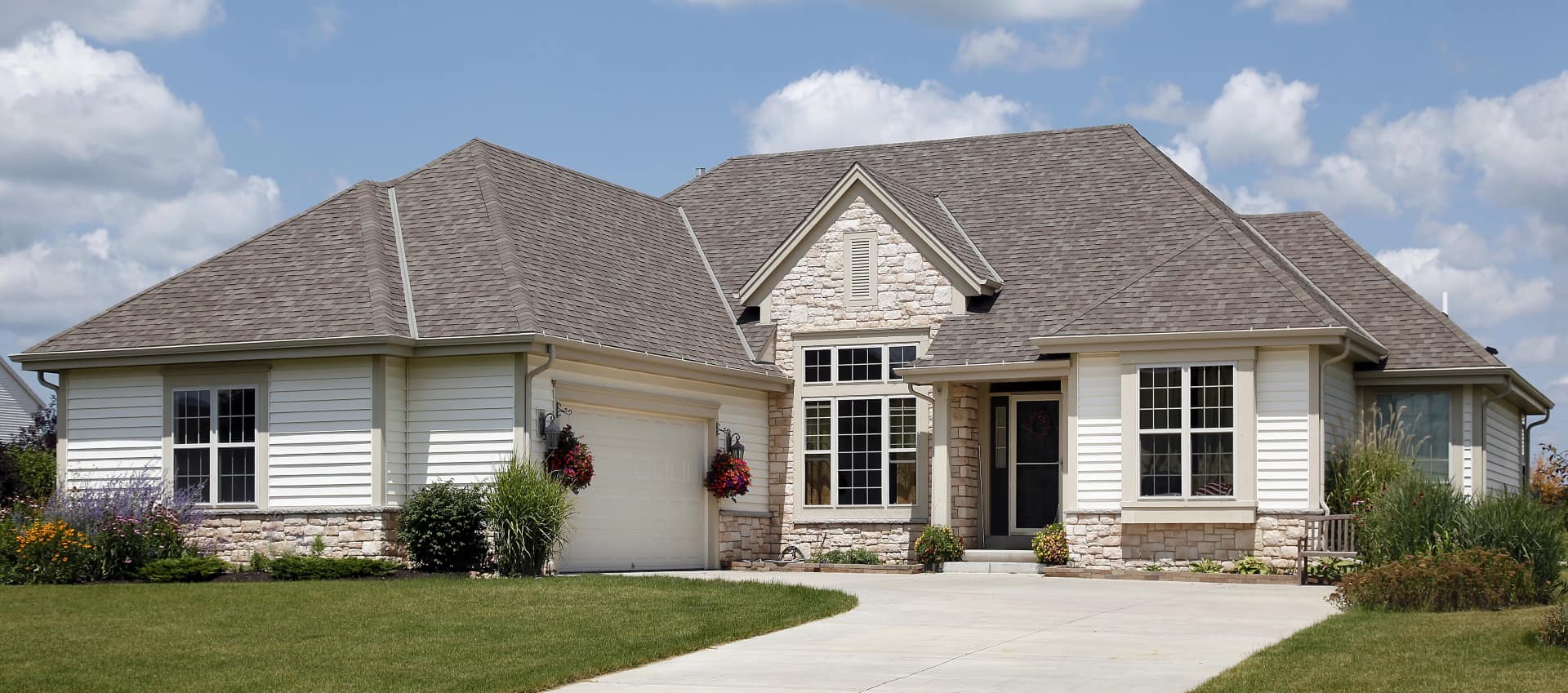Oak & Iron Exteriors Banner 2